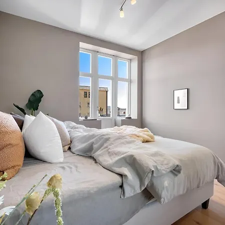Roomsly - Great View & Private Terrace * 베르겐