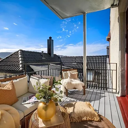 Roomsly - Great View & Private Terrace Appartement *